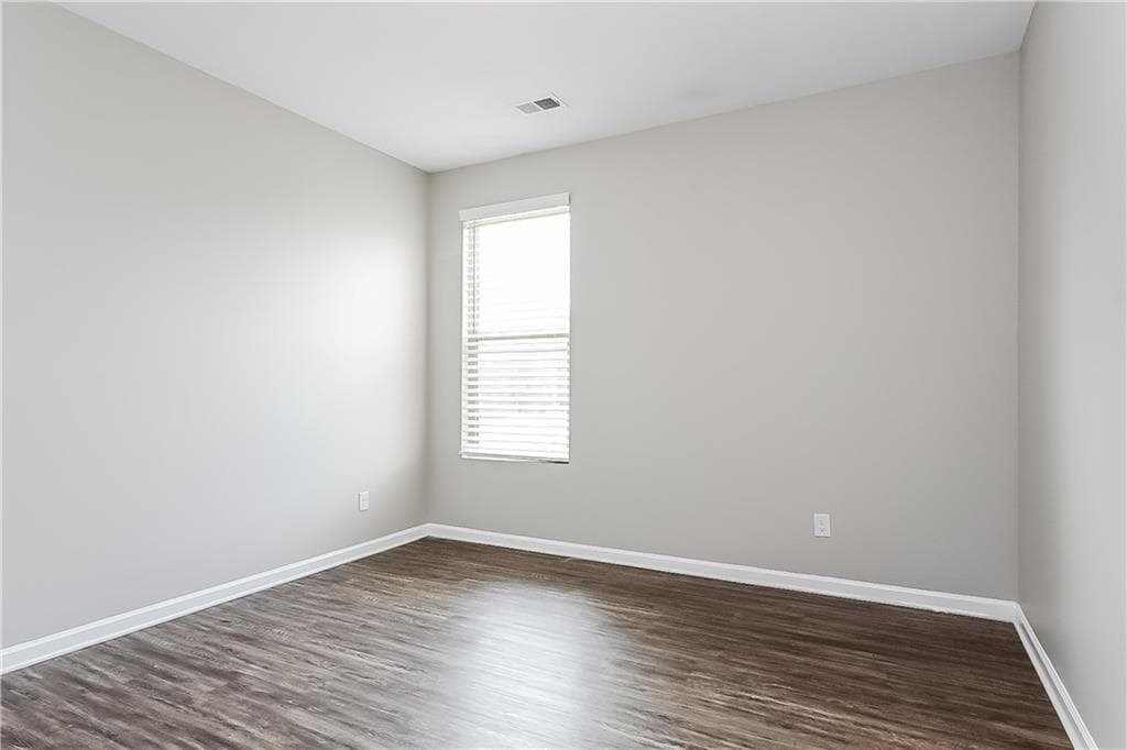 4 bedroom, 3 bathroom, 2,466 sq ft single family residence for rent at 1924 Stanton Way, Mcdonough, GA 30253 for $2,560 a month — photo 9