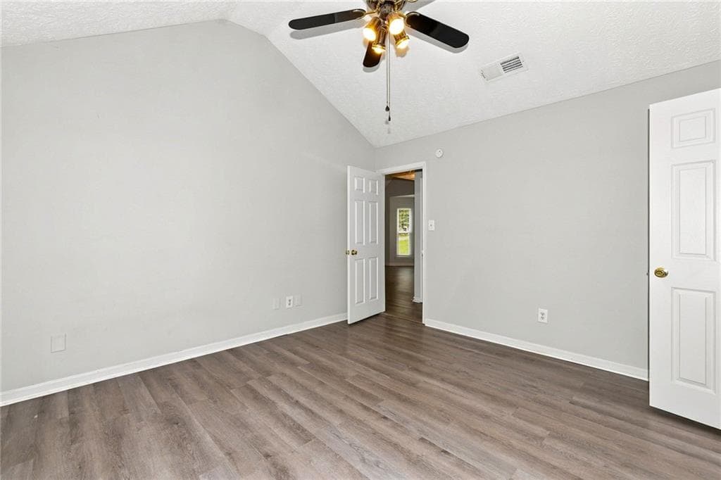 3 bedroom, 2 bathroom, 1,602 sq ft single family residence for rent at 125 Beaver Creek Lane, Sharpsburg, GA 30277 for $2,085 a month — photo 9