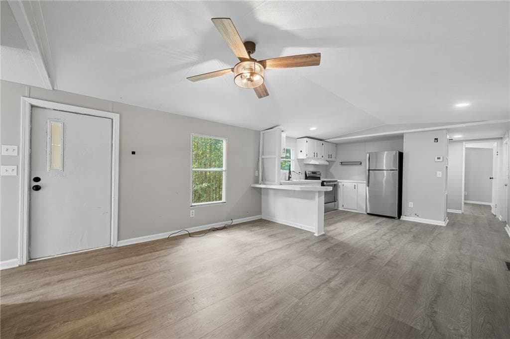 3 bedroom, 2 bathroom, 848 sq ft single family residence for rent at 330 Hyde Road, Jasper, GA 30143 for $1,850 a month — photo 2