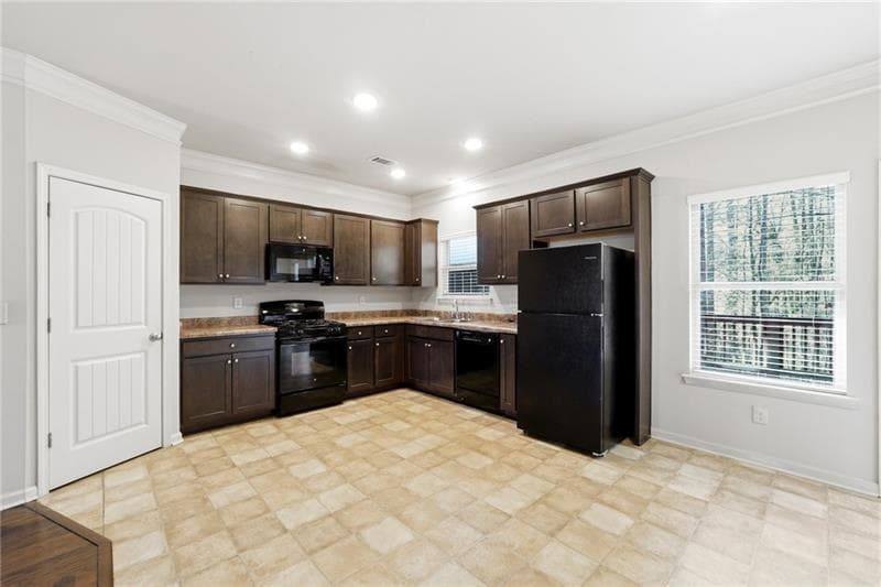 3 bedroom, 3 bathroom, 1,474 sq ft townhouse for rent at 331 Turtle Creek Drive, Winder, GA 30680 for $1,800 a month — photo 10