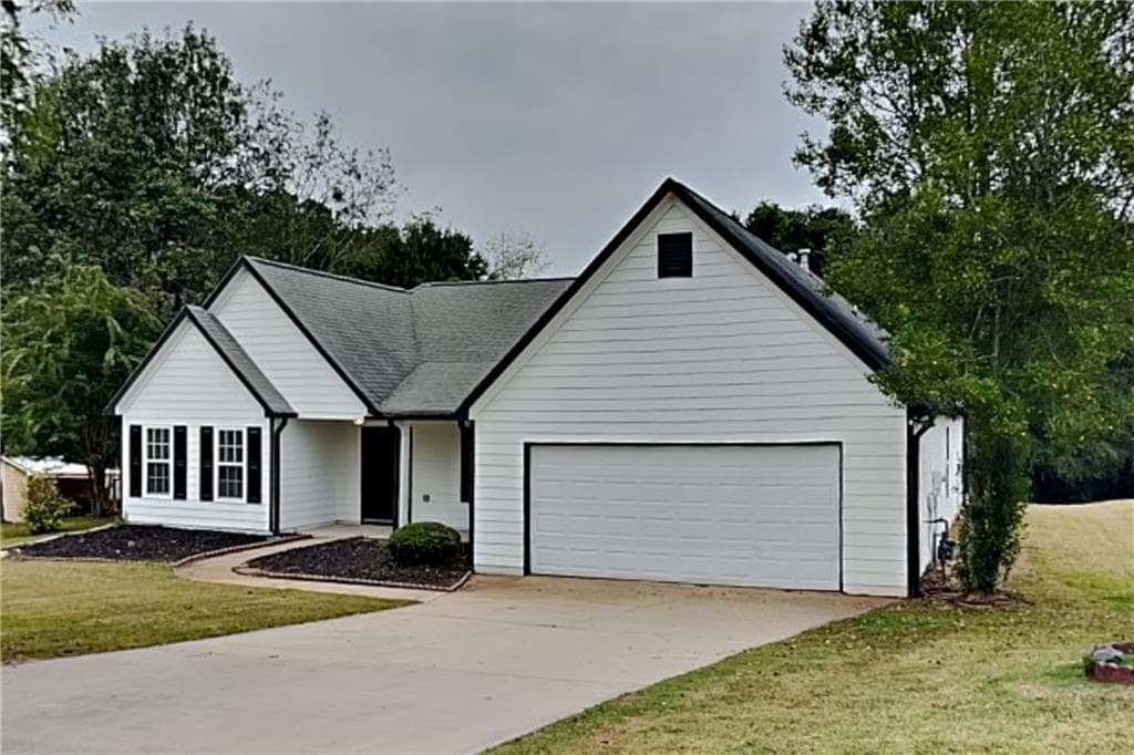 3 bedroom, 2 bathroom, 1,914 sq ft single family residence for rent at 786 Beranda Circle, Douglasville, GA 30134 for $2,095 a month — photo 1 of 20