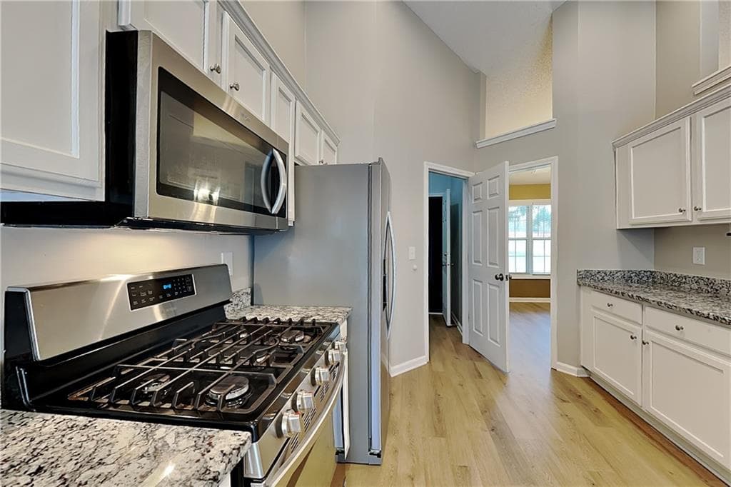 3 bedroom, 2 bathroom, 1,914 sq ft single family residence for rent at 786 Beranda Circle, Douglasville, GA 30134 for $2,095 a month — photo 3