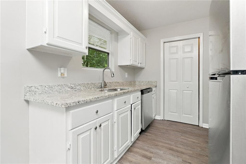 3 bedroom, 2 bathroom, 968 sq ft single family residence for rent at 901 Shiloh Ridge Run, Kennesaw, GA 30144 for $1,845 a month — photo 4