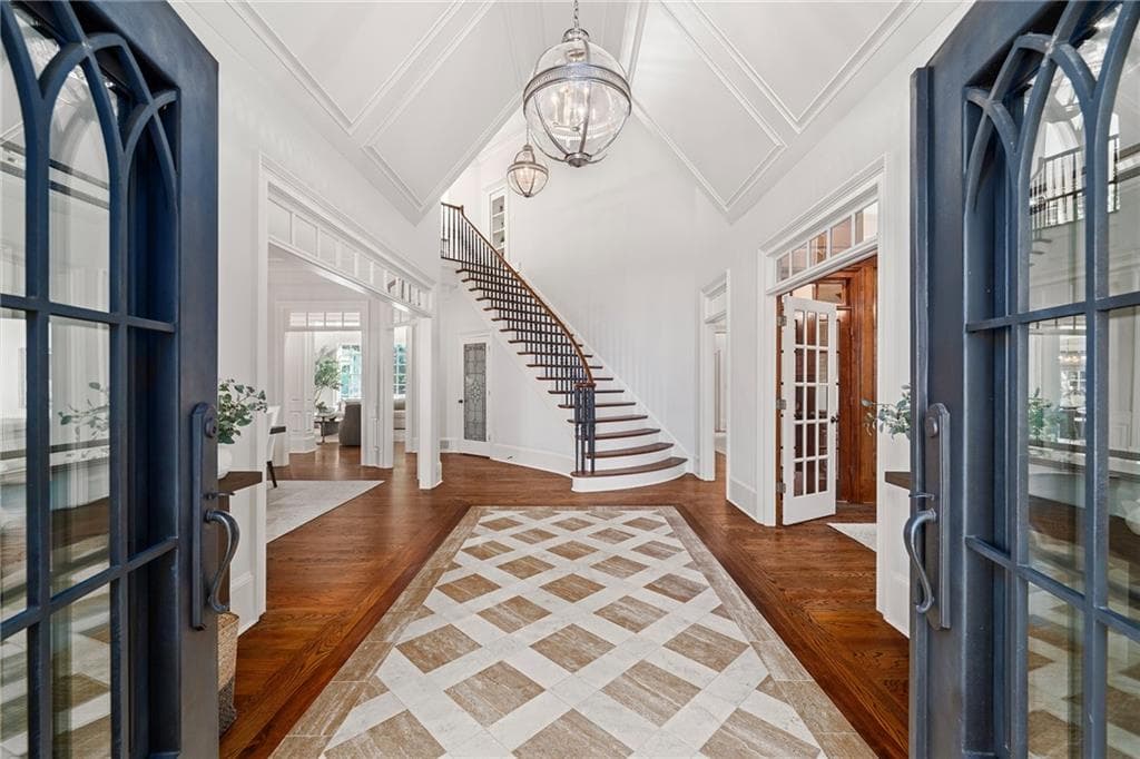 6 bedroom, 7 bathroom, 8,292 sq ft single family residence for sale at 135 Foxhollow Trail, Milton, GA 30004 — photo 5