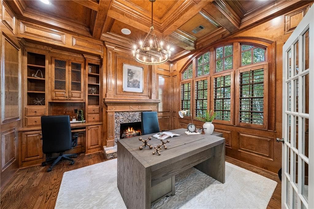 6 bedroom, 7 bathroom, 8,292 sq ft single family residence for sale at 135 Foxhollow Trail, Milton, GA 30004 — photo 8