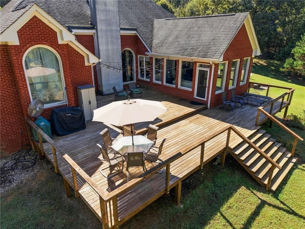 6 bedroom, 5 bathroom, 5,774 sq ft single family residence for sale at 4296 Waterworks Road, Jefferson, GA 30549 — photo 7