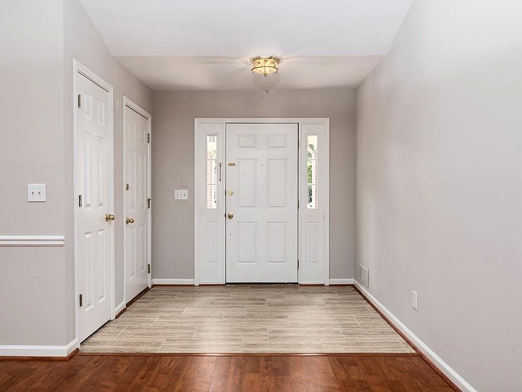 3 bedroom, 2 bathroom, 2,208 sq ft single family residence for rent at 570 Olde Lauren Court, Alpharetta, GA 30022 for $2,850 a month — photo 5