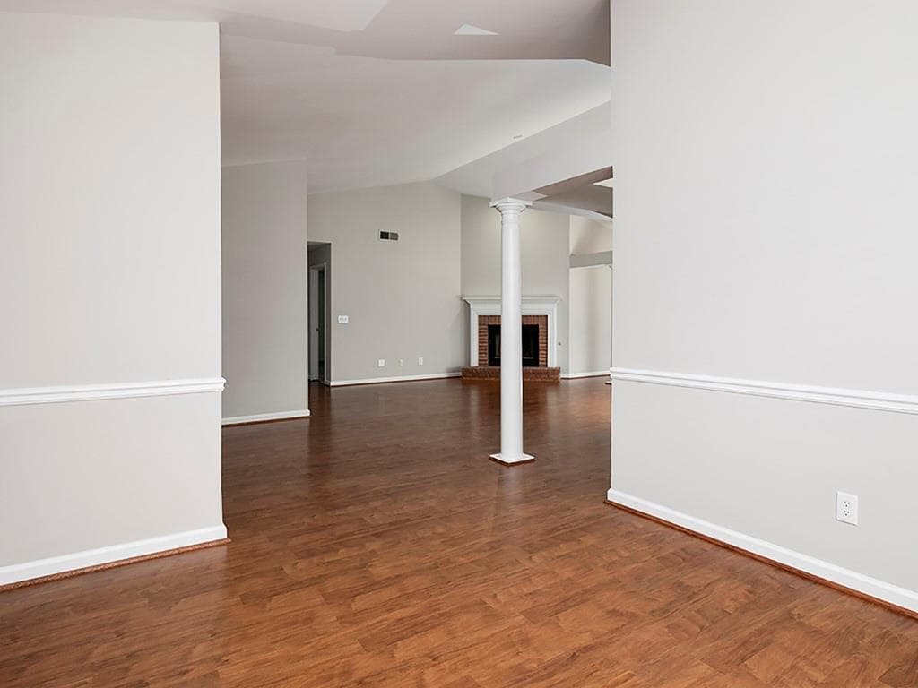 3 bedroom, 2 bathroom, 2,208 sq ft single family residence for rent at 570 Olde Lauren Court, Alpharetta, GA 30022 for $2,850 a month — photo 7
