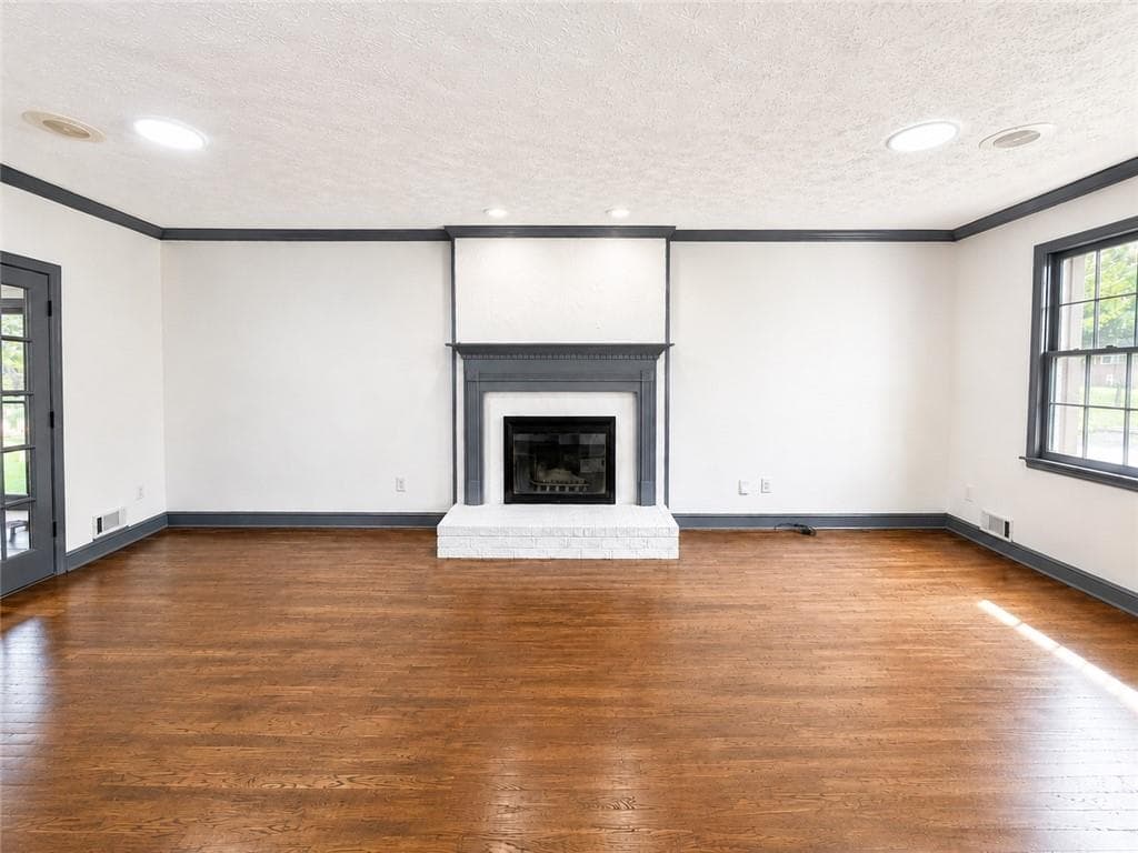 3 bedroom, 2 bathroom, 2,000 sq ft single family residence for rent at 513 Scenic Highway, Lawrenceville, GA 30046 for $3,200 a month — photo 6