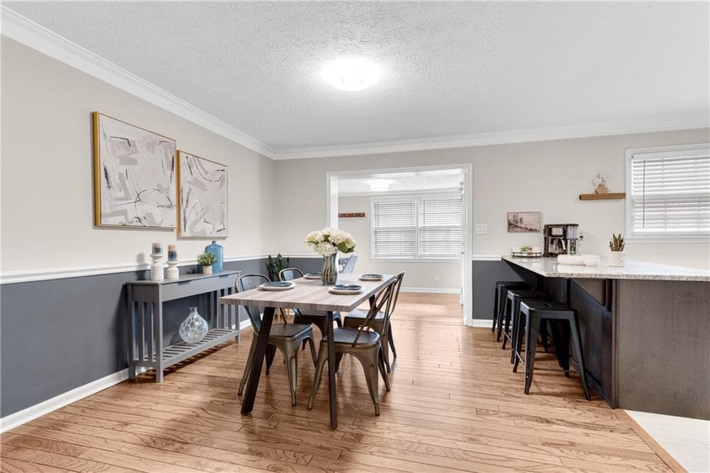 3 bedroom, 2 bathroom, 1,463 sq ft townhouse for sale at 6700 Roswell Road 15D, Sandy Springs, GA 30328 — photo 6
