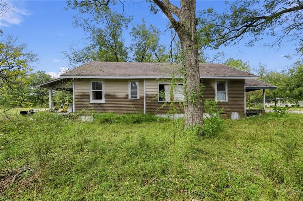 3 bedroom, 1 bathroom, 1,392 sq ft single family residence for sale at 523 Main Street, Chester, GA 31012 — photo 6
