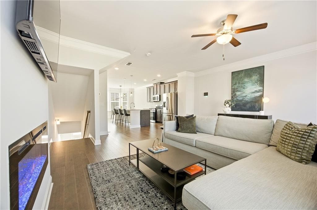 3 bedroom, 4 bathroom, 1,884 sq ft townhouse for sale at 567 Sonata Walk, Marietta, GA 30067 — photo 4
