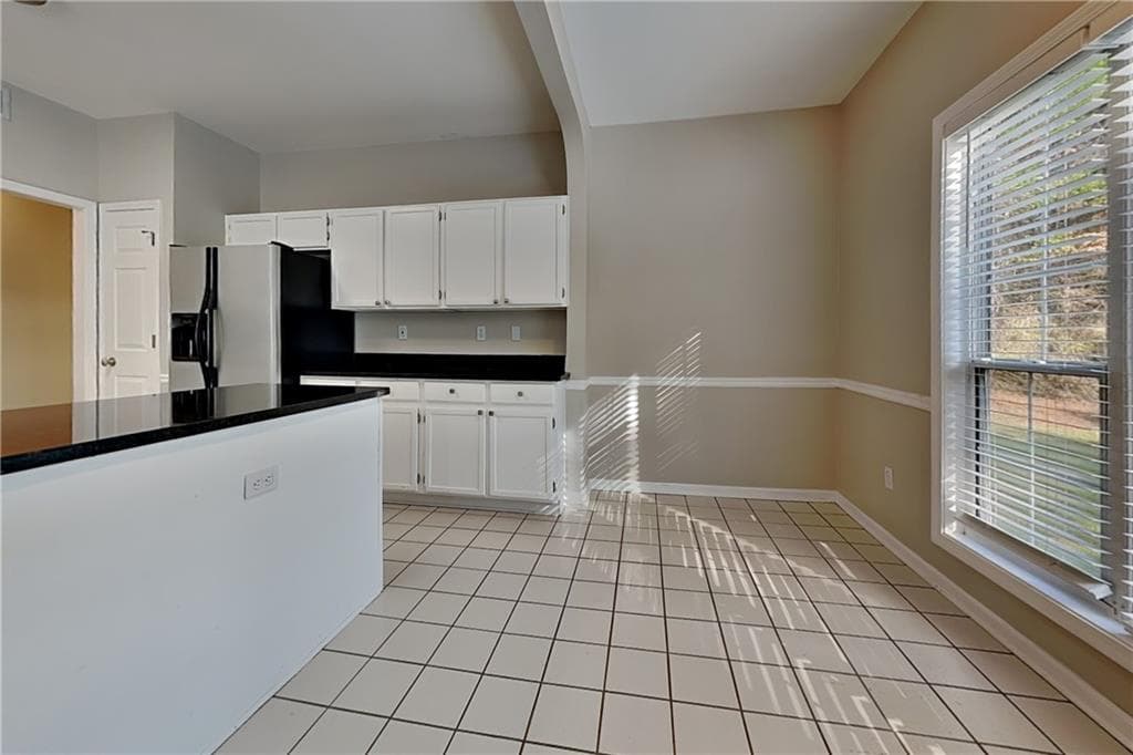 4 bedroom, 3 bathroom, 2,144 sq ft single family residence for rent at 1180 Timber Walk Drive, Loganville, GA 30052 for $2,295 a month — photo 7