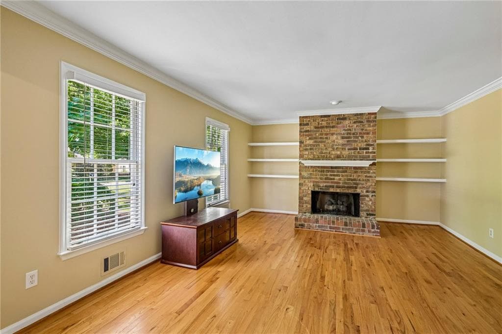 3 bedroom, 2 bathroom, 2,134 sq ft single family residence for sale at 3939 Tall Pine Drive, Marietta, GA 30062 — photo 5