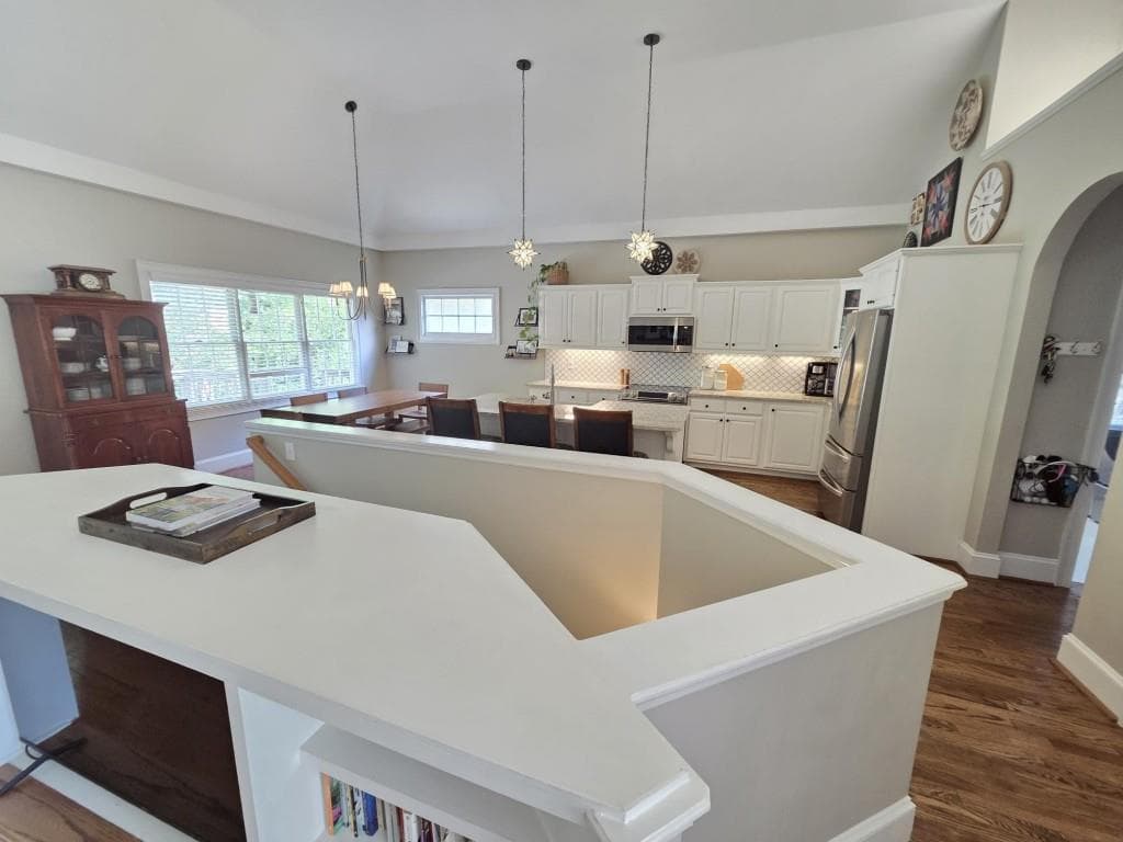5 bedroom, 4 bathroom, 2,652 sq ft single family residence for rent at 2185 Briarlake Trace, Atlanta, GA 30345 for $3,850 a month — photo 3