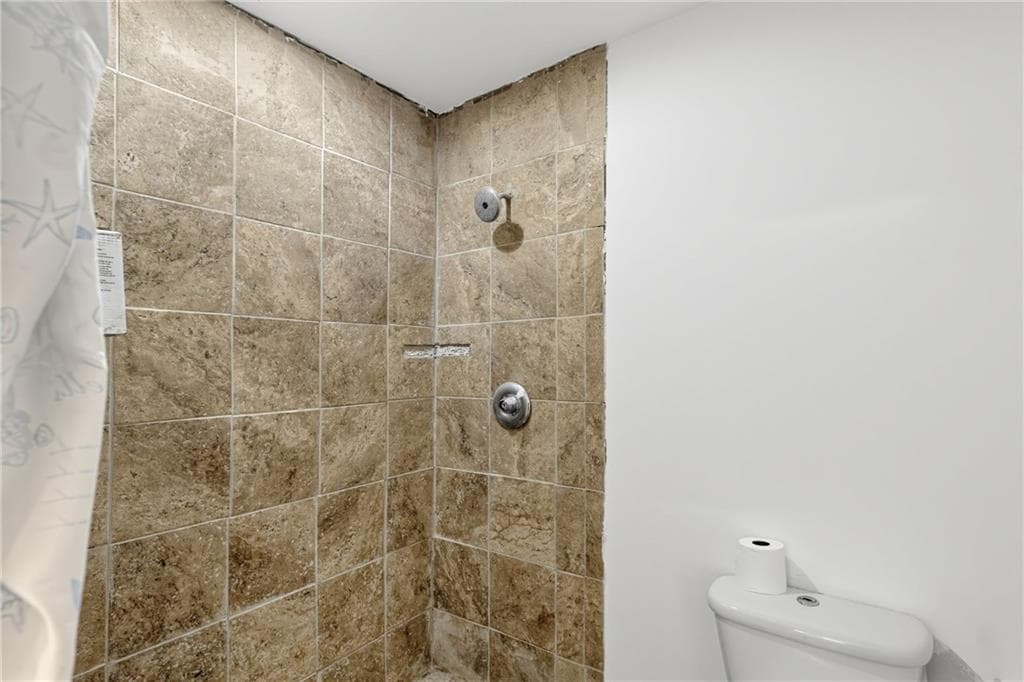 3 bedroom, 2 bathroom, 3,162 sq ft single family residence for sale at 473 Th Tippett Road, Vidalia, GA 30474 — photo 10