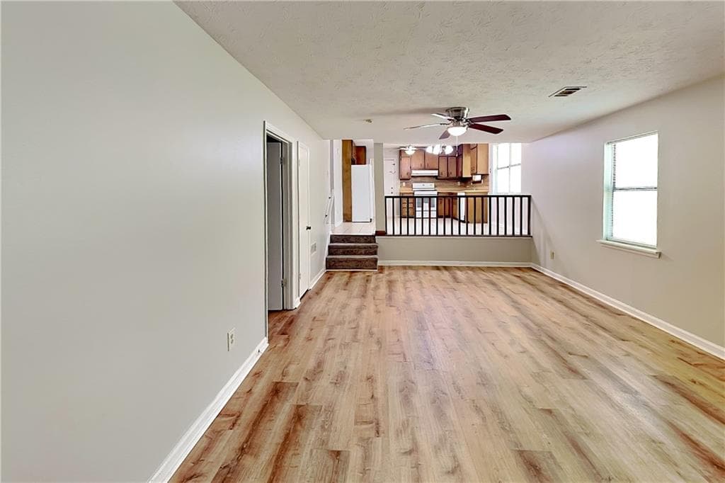3 bedroom, 2 bathroom, 1,606 sq ft single family residence for rent at 6690 Judy Lane, Riverdale, GA 30296 for $1,695 a month — photo 4