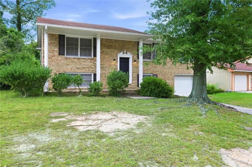 4 bedroom, 2 bathroom, 1,242 sq ft single family residence for rent at 6450 Ashdale Drive, Atlanta, GA 30349 for $2,070 a month — photo 2