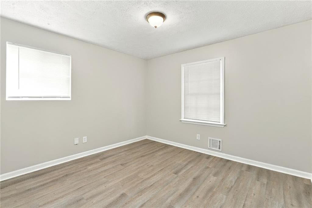 4 bedroom, 2 bathroom, 1,242 sq ft single family residence for rent at 6450 Ashdale Drive, Atlanta, GA 30349 for $2,070 a month — photo 8