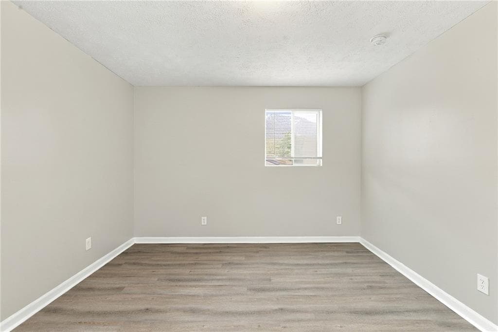 4 bedroom, 2 bathroom, 1,242 sq ft single family residence for rent at 6450 Ashdale Drive, Atlanta, GA 30349 for $2,070 a month — photo 10