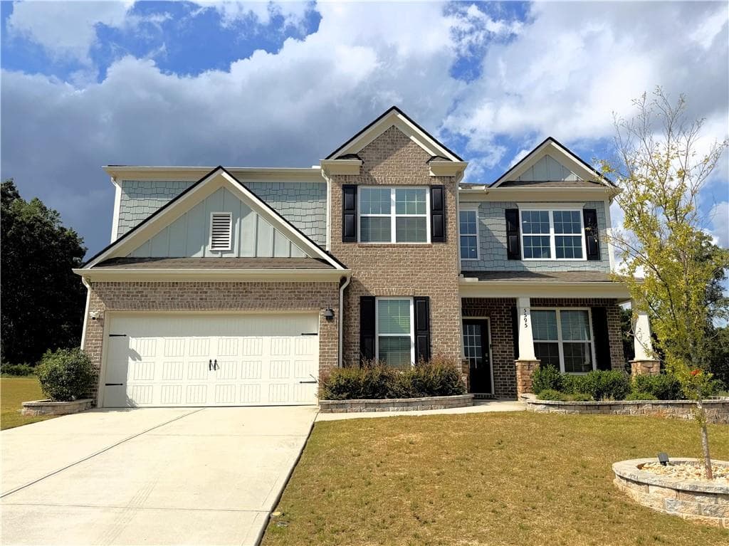 5 bedroom, 4 bathroom, 3,332 sq ft single family residence for rent at 5595 Loring St, Cumming, GA 30040 for $3,250 a month — photo 1 of 39
