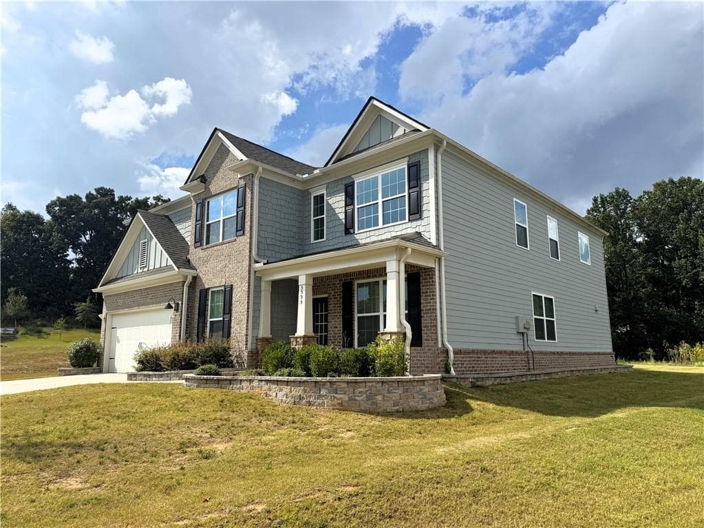 5 bedroom, 4 bathroom, 3,332 sq ft single family residence for rent at 5595 Loring St, Cumming, GA 30040 for $3,250 a month — photo 2
