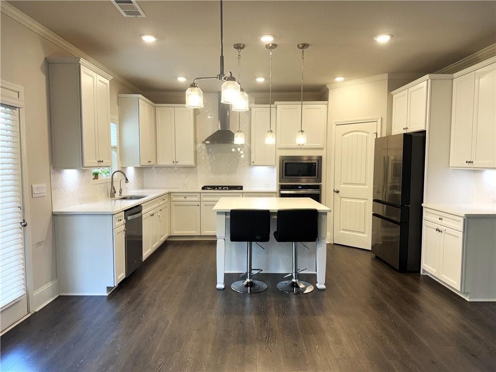 5 bedroom, 4 bathroom, 3,332 sq ft single family residence for rent at 5595 Loring St, Cumming, GA 30040 for $3,250 a month — photo 8