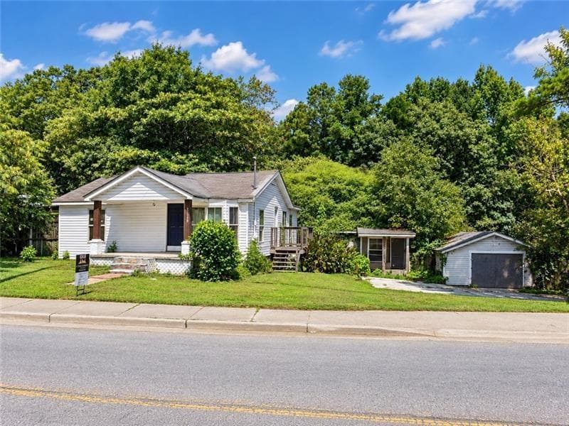 3 bedroom, 2 bathroom, 890 sq ft single family residence for sale at 3208 Humphries Hill Road, Austell, GA 30106 — photo 2