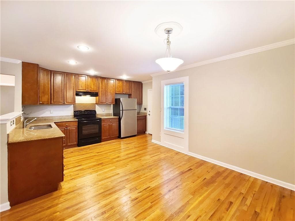 4 bedroom, 4 bathroom, 1,784 sq ft townhouse for rent at 128 Brook Circle 128, Marietta, GA 30060 for $2,295 a month — photo 7