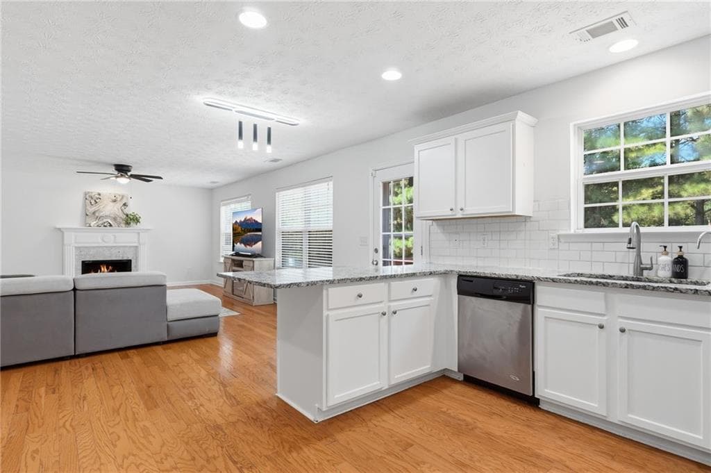 5 bedroom, 4 bathroom, 3,658 sq ft single family residence for sale at 5492 Skylar Creek Lane, Buford, GA 30518 — photo 7