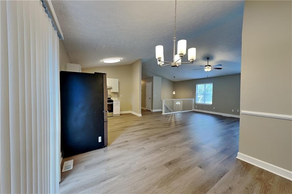3 bedroom, 2 bathroom, 1,848 sq ft single family residence for rent at 3332 Country Creek Drive, Kennesaw, GA 30152 for $2,145 a month — photo 6