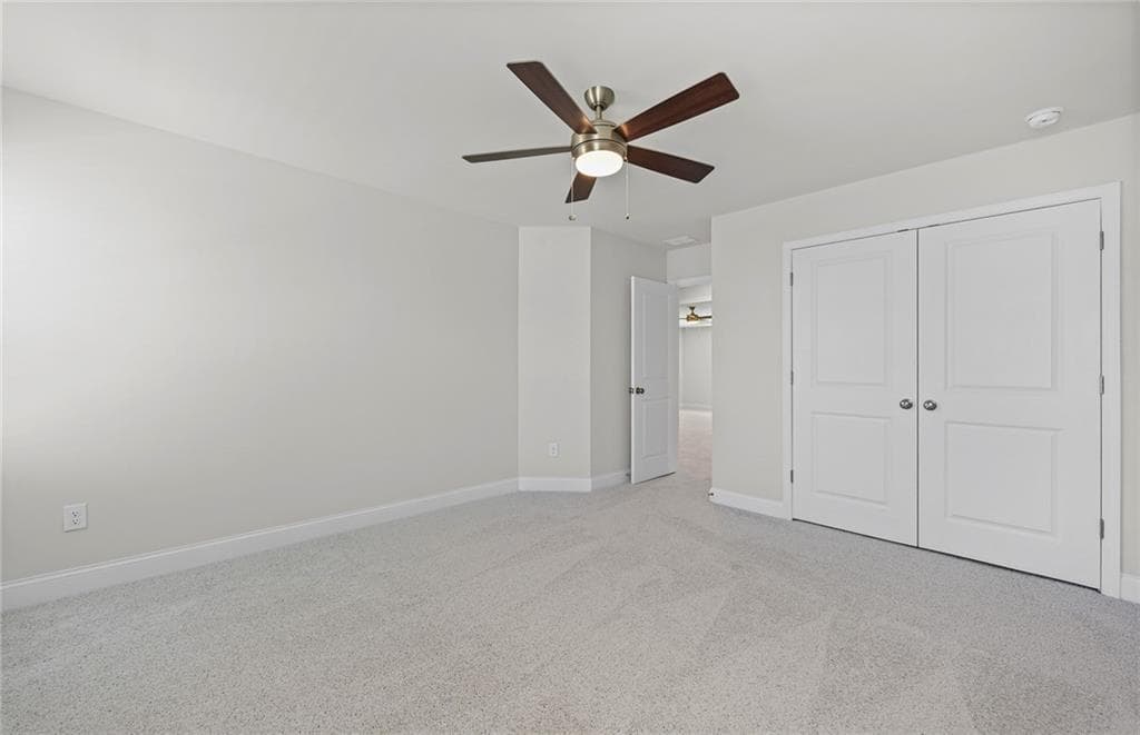 5 bedroom, 3 bathroom, 2,622 sq ft single family residence for sale at 472 Dahlia Street, Mcdonough, GA 30253 — photo 9