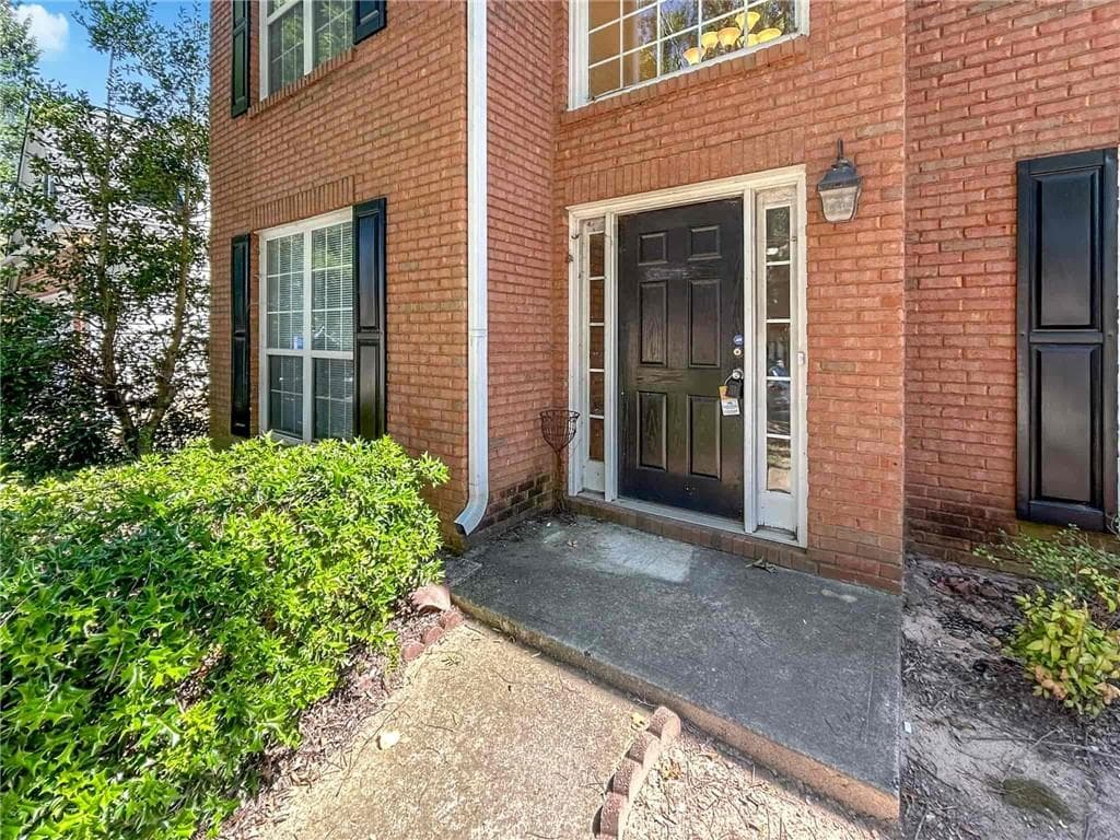 3 bedroom, 3 bathroom, 2,723 sq ft single family residence for rent at 6090 Farmwood Way, Mableton, GA 30126 for $2,449 a month — photo 2