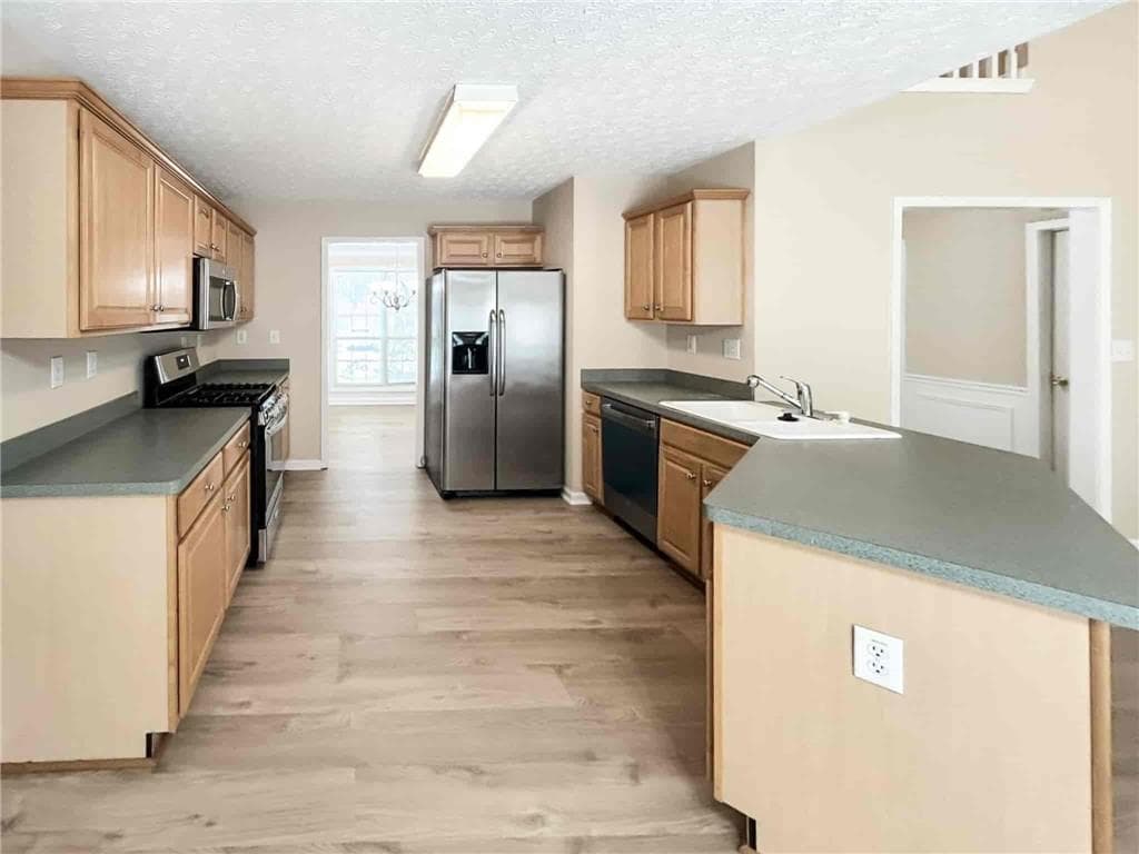 3 bedroom, 3 bathroom, 2,723 sq ft single family residence for rent at 6090 Farmwood Way, Mableton, GA 30126 for $2,449 a month — photo 10