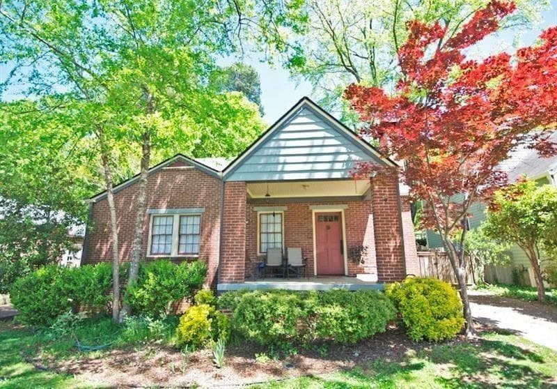 4 bedroom, 2 bathroom, 1,825 sq ft single family residence for rent at 412 Hilldale Drive, Decatur, GA 30030 for $3,300 a month — photo 1 of 26