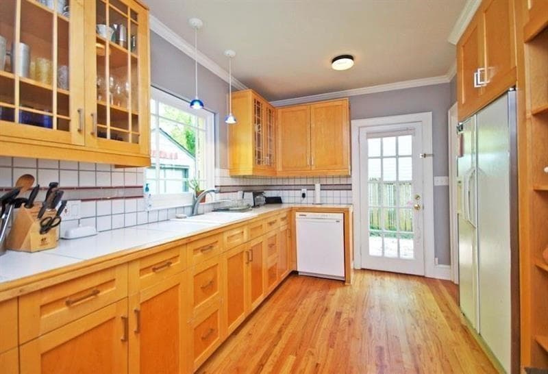 4 bedroom, 2 bathroom, 1,825 sq ft single family residence for rent at 412 Hilldale Drive, Decatur, GA 30030 for $3,300 a month — photo 9