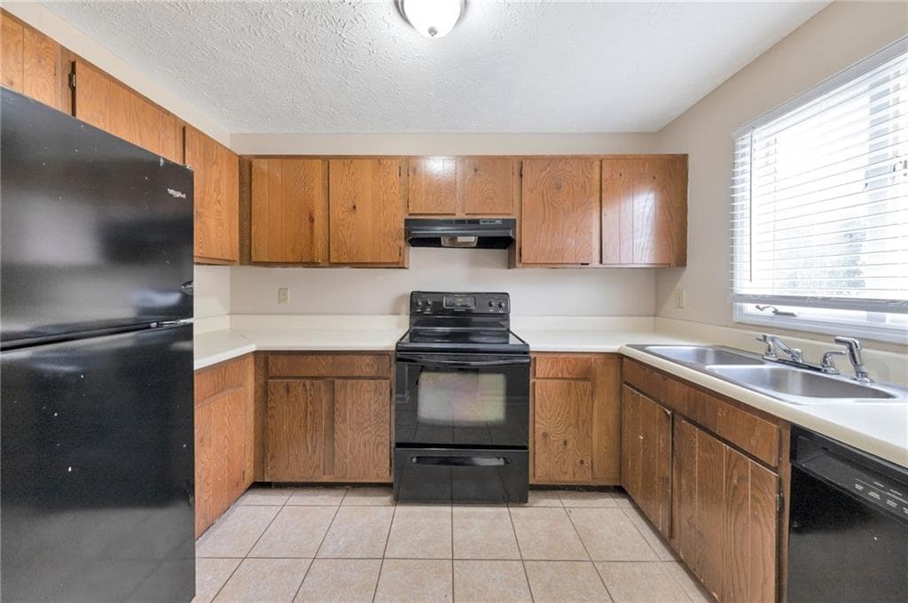 2 bedroom, 2 bathroom, 1,054 sq ft townhouse for sale at 1694 Wynndowne Trail, Smyrna, GA 30080 — photo 4