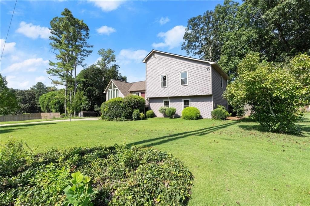 4 bedroom, 3 bathroom, 2,508 sq ft single family residence for sale at 2315 Saint James Court, Marietta, GA 30066 — photo 1 of 26