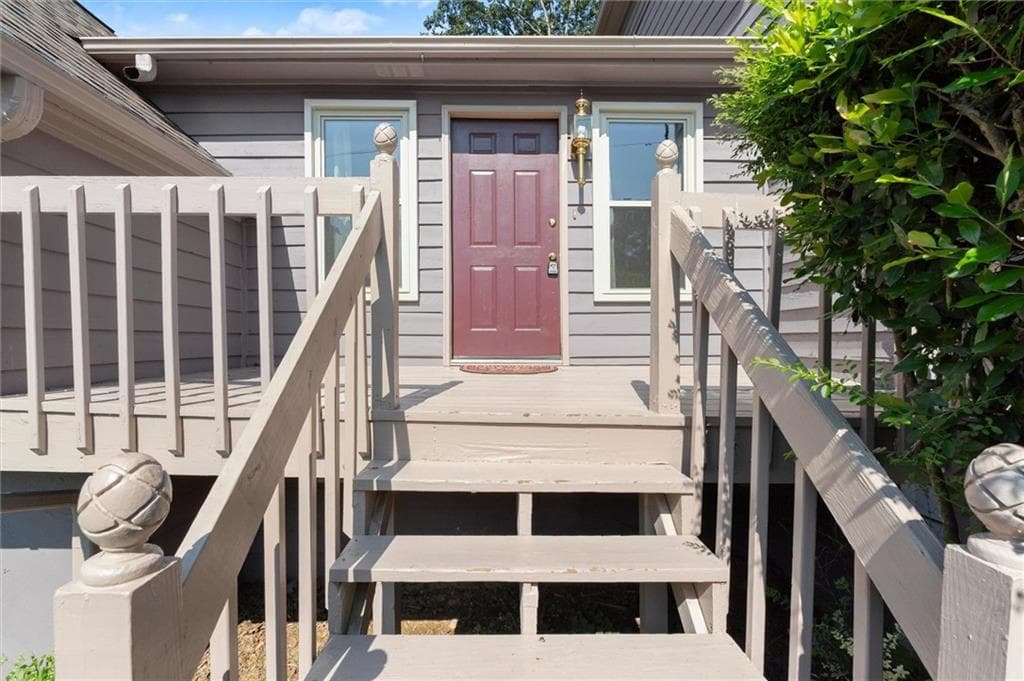 4 bedroom, 3 bathroom, 2,508 sq ft single family residence for sale at 2315 Saint James Court, Marietta, GA 30066 — photo 5