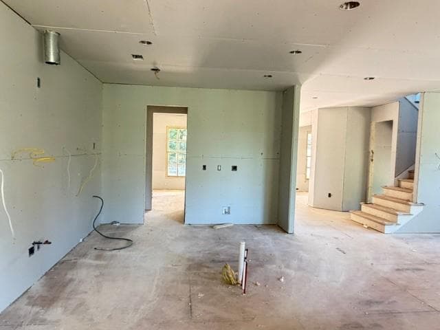 5 bedroom, 4 bathroom, 3,800 sq ft single family residence for sale at 290 Wilbanks Street, Buford, GA 30518 — photo 5