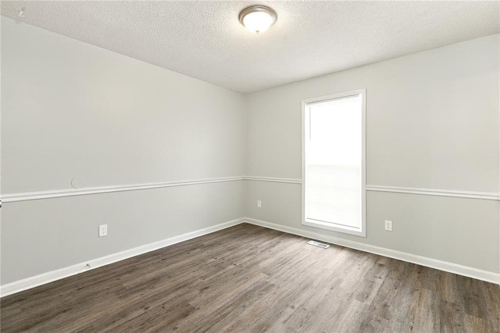 3 bedroom, 2 bathroom, 1,986 sq ft single family residence for rent at 3640 Willow Tree Circle, Douglasville, GA 30135 for $1,830 a month — photo 9