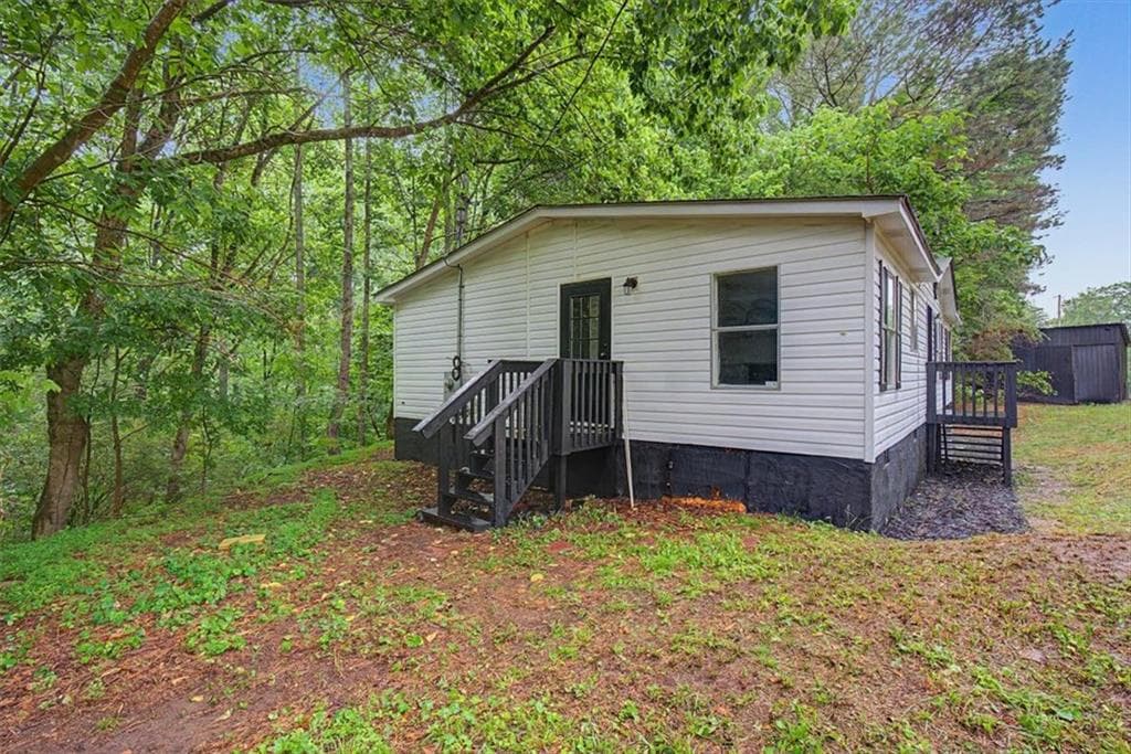 3 bedroom, 2 bathroom, 1,215 sq ft single family residence for sale at 360 Black Knob Church Road, Ranger, GA 30734 — photo 2