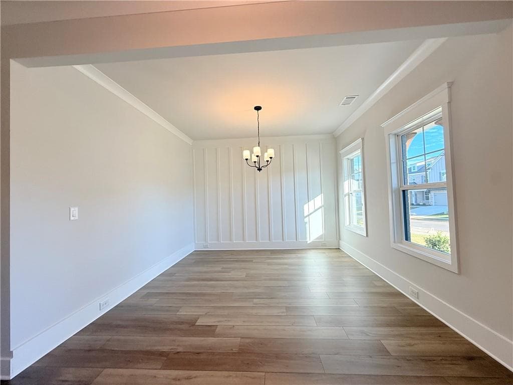 5 bedroom, 4 bathroom, 2,800 sq ft single family residence under contract at 5288 Baymont Drive, Gainesville, GA 30507 — photo 5