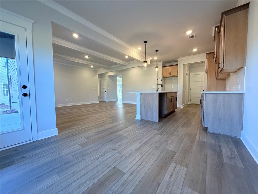 5 bedroom, 4 bathroom, 2,800 sq ft single family residence under contract at 5288 Baymont Drive, Gainesville, GA 30507 — photo 9