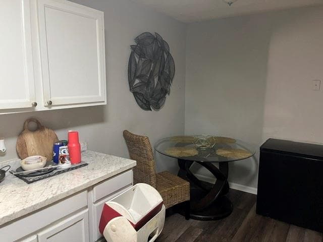 2 bedroom, 2 bathroom, 1,064 sq ft townhouse for sale at 210 Westland Circle, Marietta, GA 30064 — photo 3