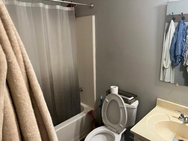 2 bedroom, 2 bathroom, 1,064 sq ft townhouse for sale at 210 Westland Circle, Marietta, GA 30064 — photo 7