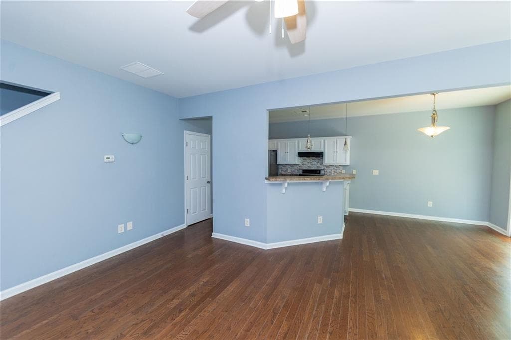 4 bedroom, 3 bathroom, 1,670 sq ft single family residence for sale at 5815 Weddington Drive, Cumming, GA 30040 — photo 8