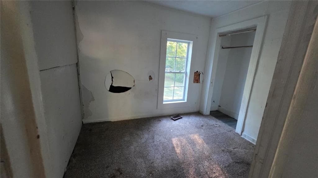 2 bedroom, 1 bathroom, 816 sq ft single family residence for sale at 330 Walker Drive, Monroe, GA 30655 — photo 10