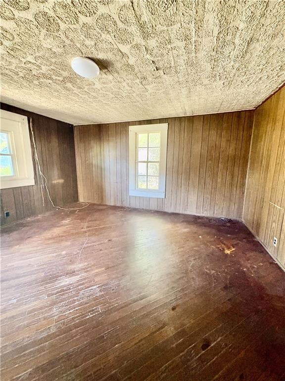 3 bedroom, 1 bathroom, 1,204 sq ft single family residence for sale at 533 Lawrence Street, Monroe, GA 30655 — photo 4