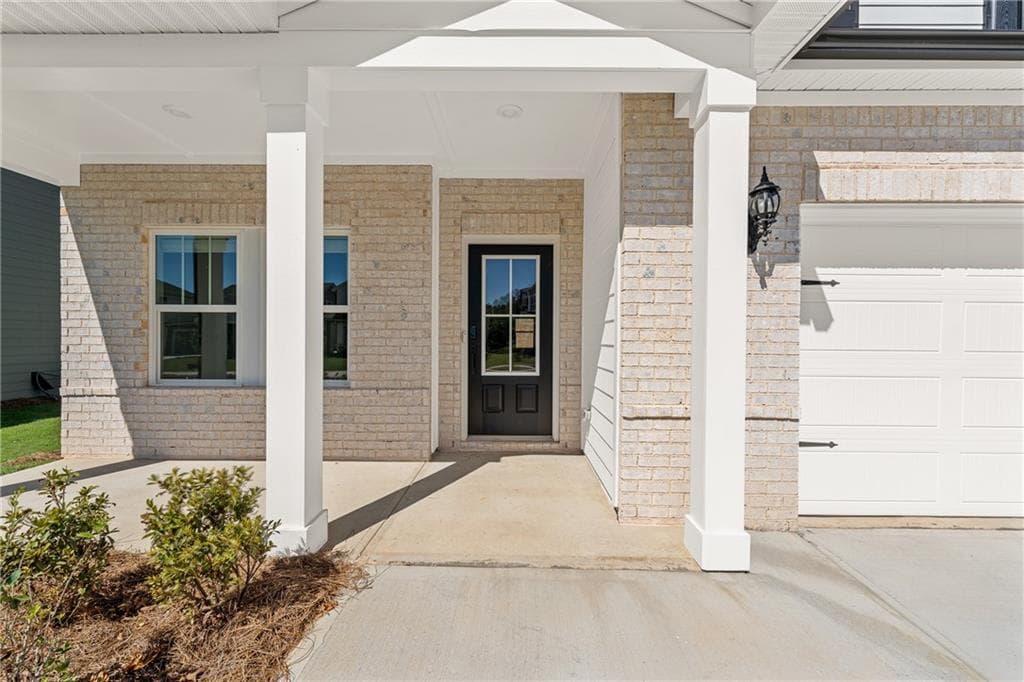 5 bedroom, 4 bathroom, 2,950 sq ft single family residence for rent at 5497 Cabernet Lane, Braselton, GA 30517 for $2,900 a month — photo 2